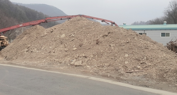 대전시 특별사법경찰이 지난 3월4일부터 2개월간 기획단속을 실시한 곳 중 비산먼지 억제조치 미이행으로 적발된 공사장 모습.