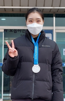 여자대학부 싱글 B조의 전이빈 선수(고려대)가 은메달